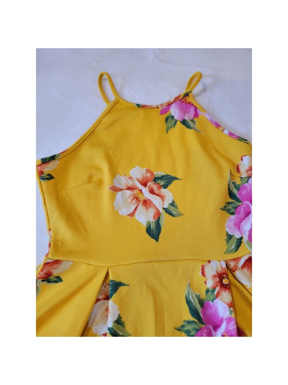 Juniors Soprano Dress Size M Yellow Floral - Picture 4 of 8
